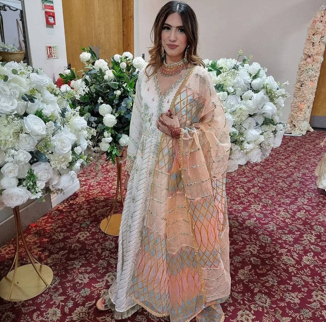 img_spotted_in_qalamkar_awwal_boutique