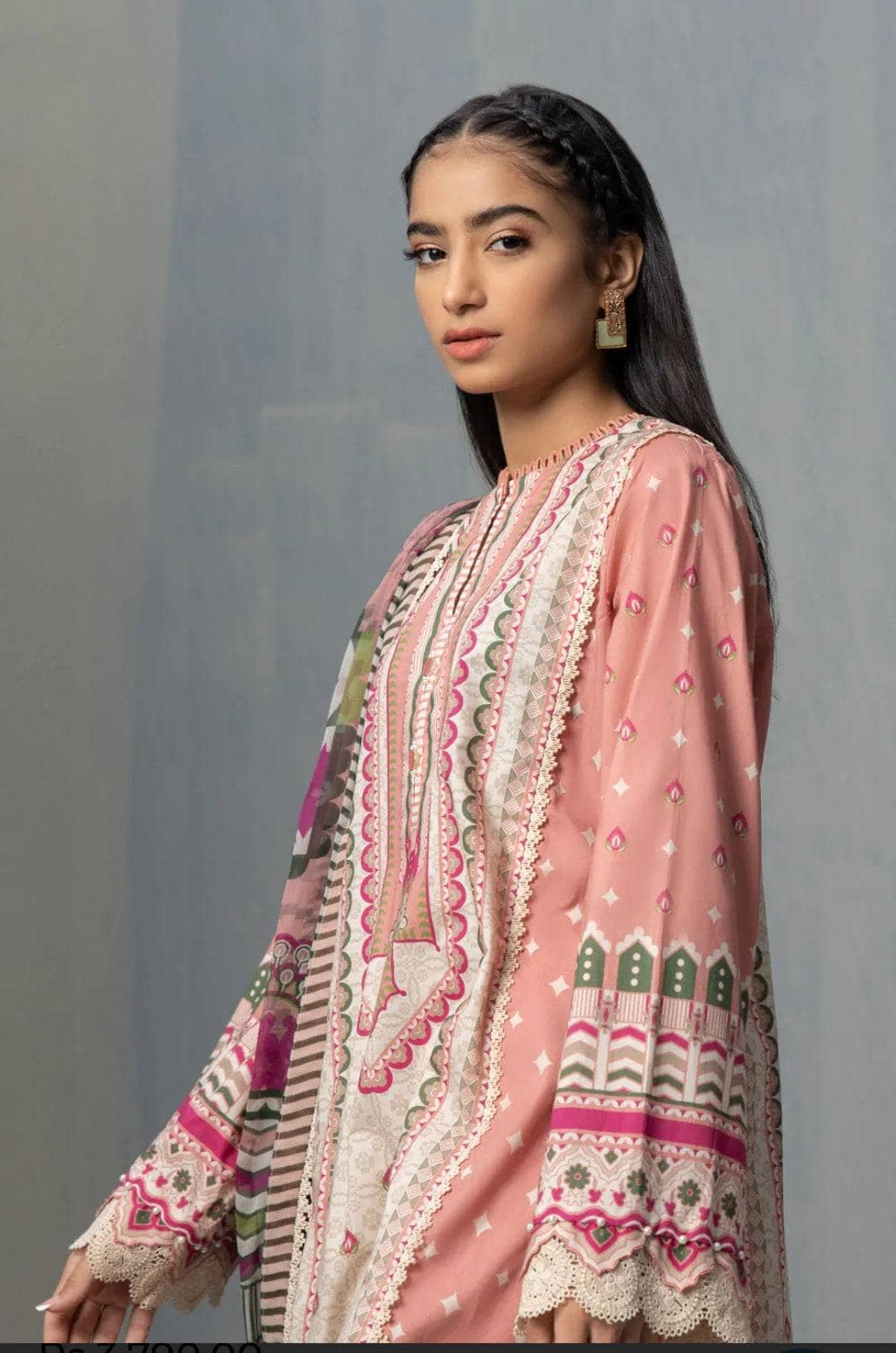 img_sapphire_intermix_2022_awwal_boutique