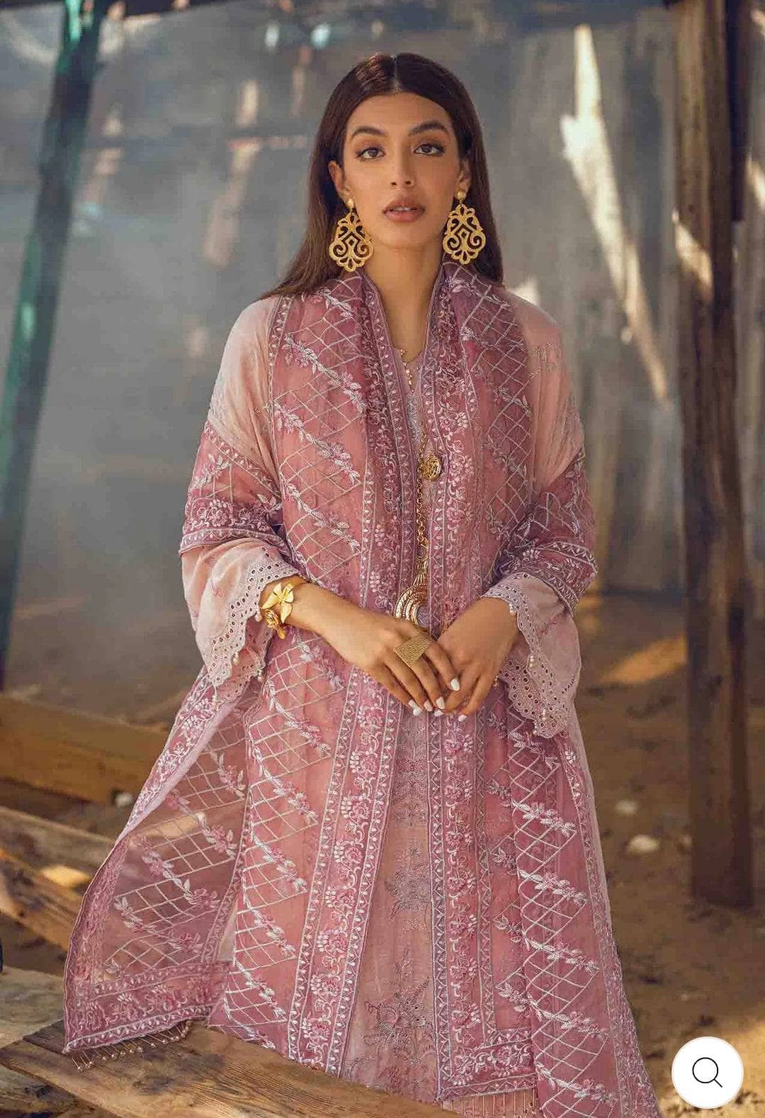 img_nureh_karavan_jacquard_awwal_boutique