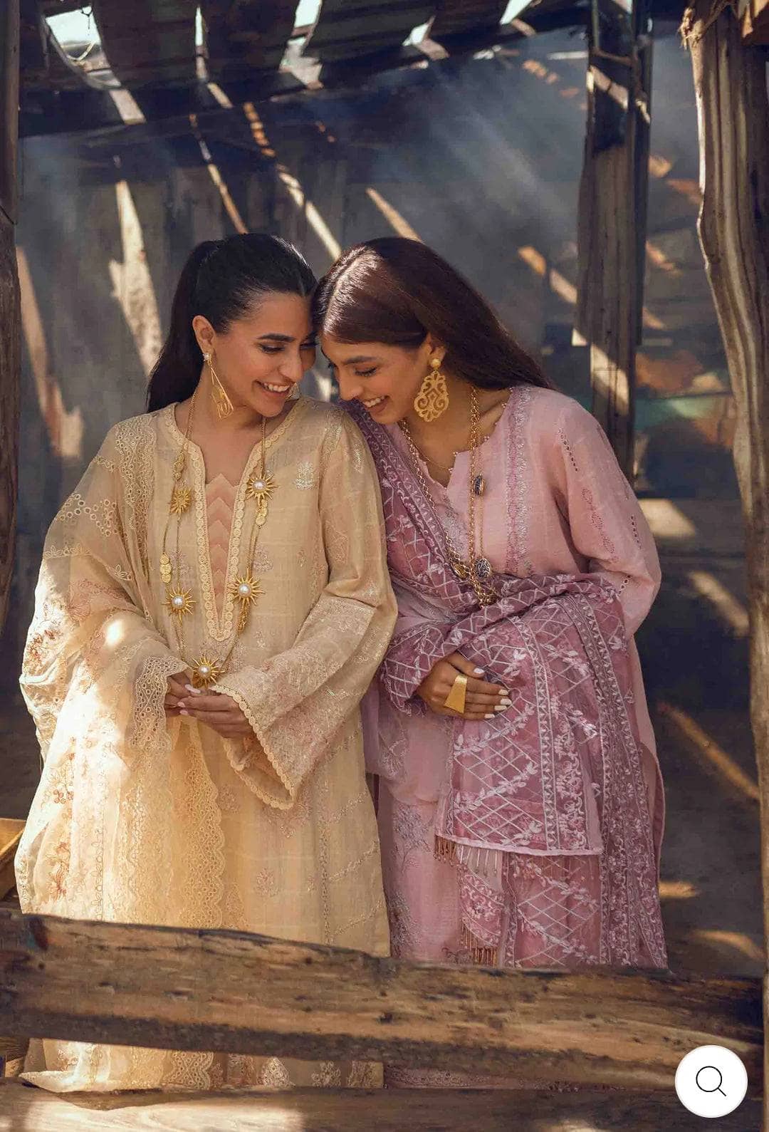 img_nureh_karavan_jacquard_awwal_boutique