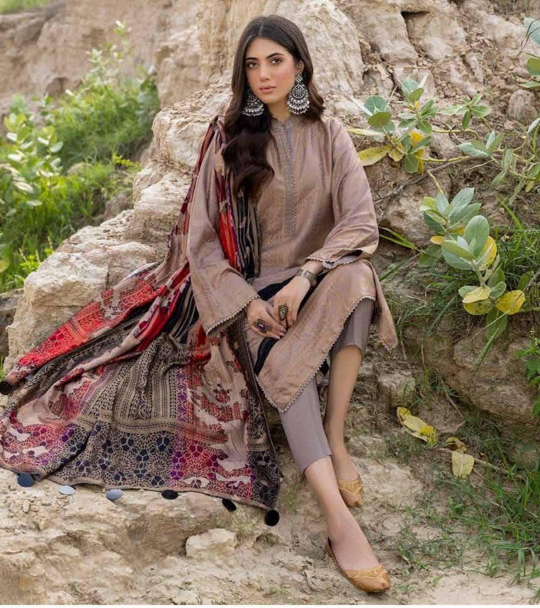 img_marina_jacquard_shawl_collection_by_charizma_awwal_boutique