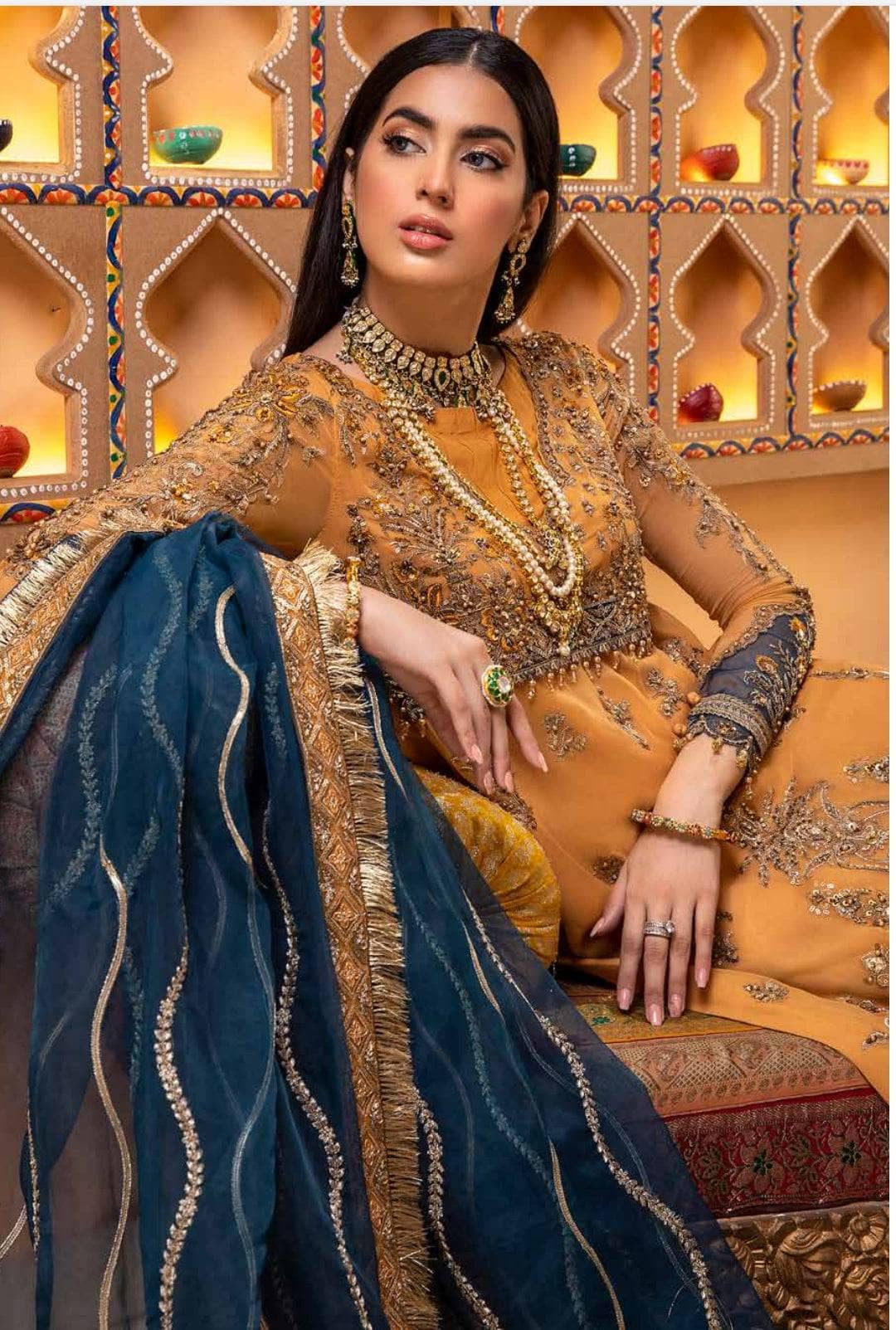 img_charizma_dastan_e_jashn_awwal_boutique