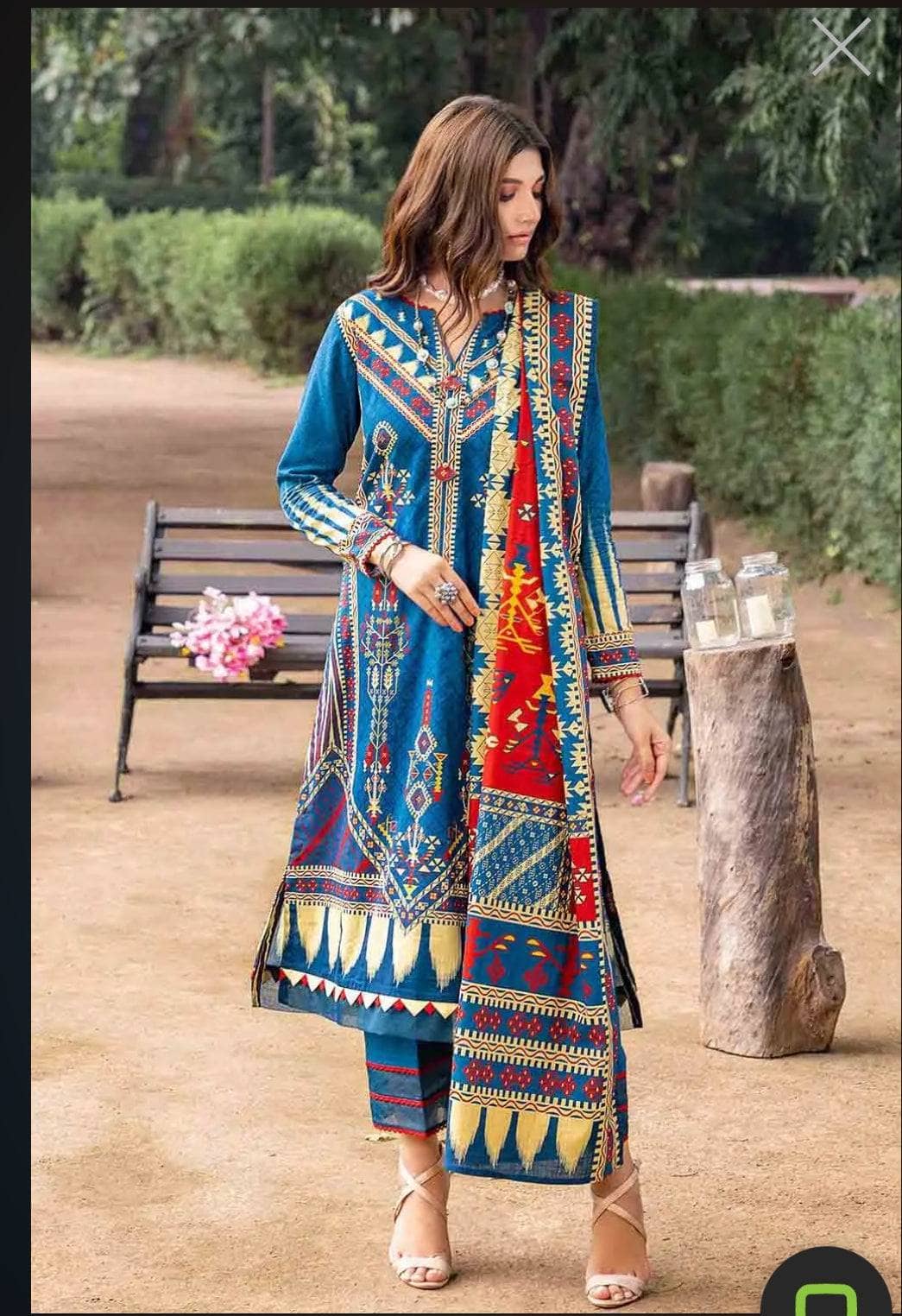 img_gul_ahmed_khaddar_awwal_boutique