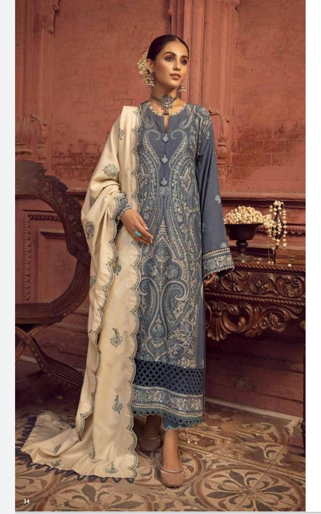 img_gul_ahmed_winter_22_awwal_boutique