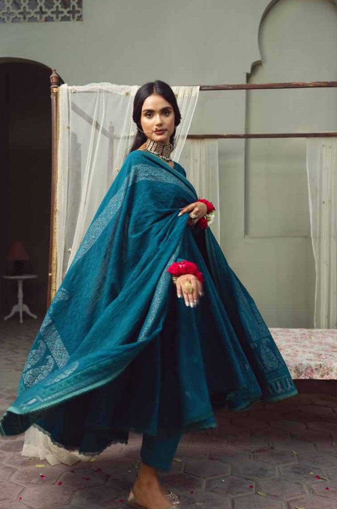 img_gul_ahmed_winter_2022_awwal_boutique