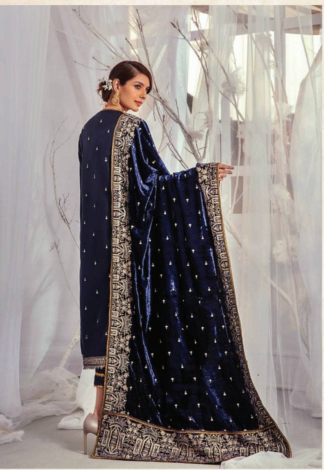 img_lavish_by_panache_velvet_embroidered_shawls_awwal_boutique