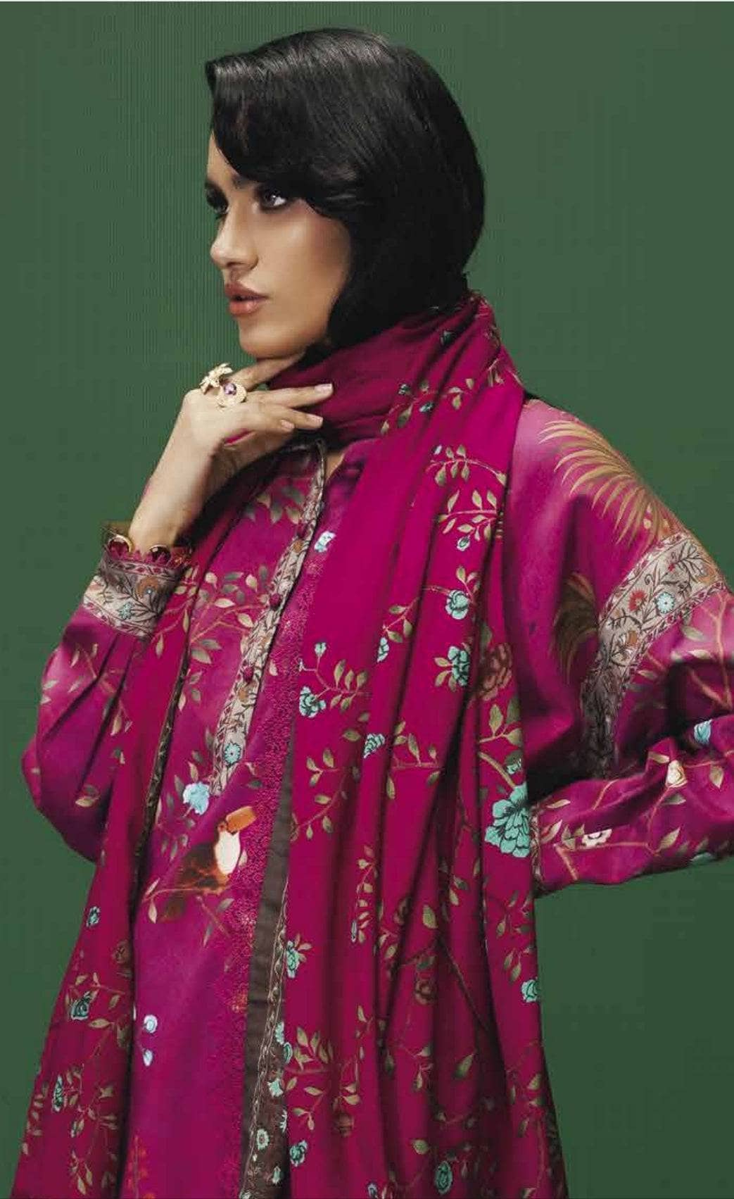 img_sana_safinaz_mahay_winter_22_awwal_boutique