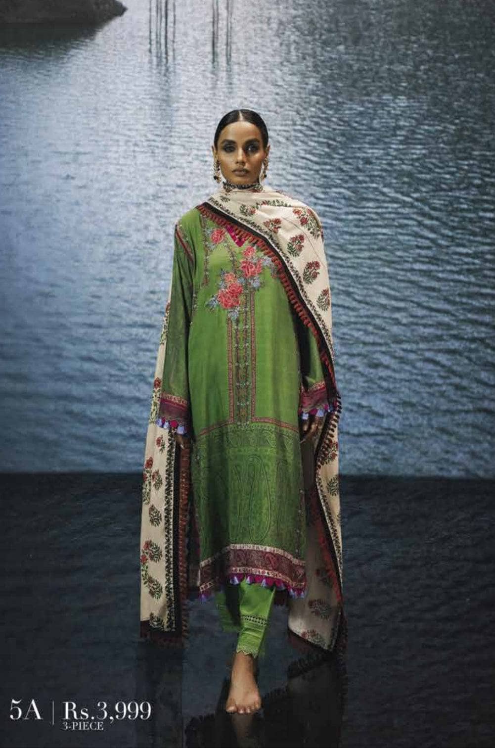 img_sana_safinaz_mahay_winter_22_awwal_boutique