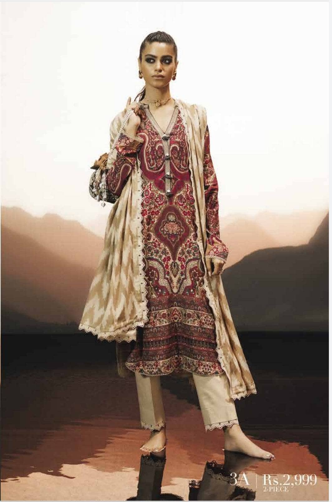 img_sana_safinaz_mahay_winter_22_awwal_boutique