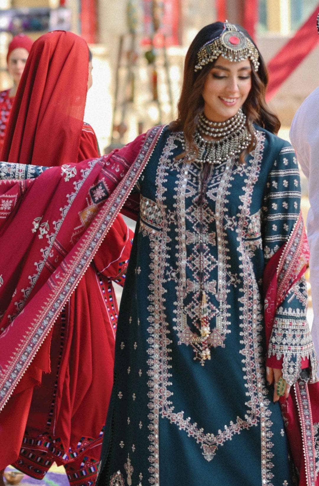 img_qalamkar_luxury_shawl_collection_awwal_boutique