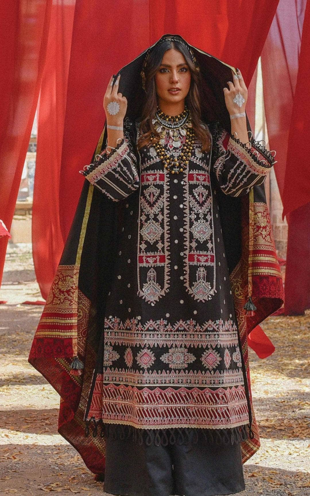 img_qalamkar_luxury_shawl_collection_awwal_boutique