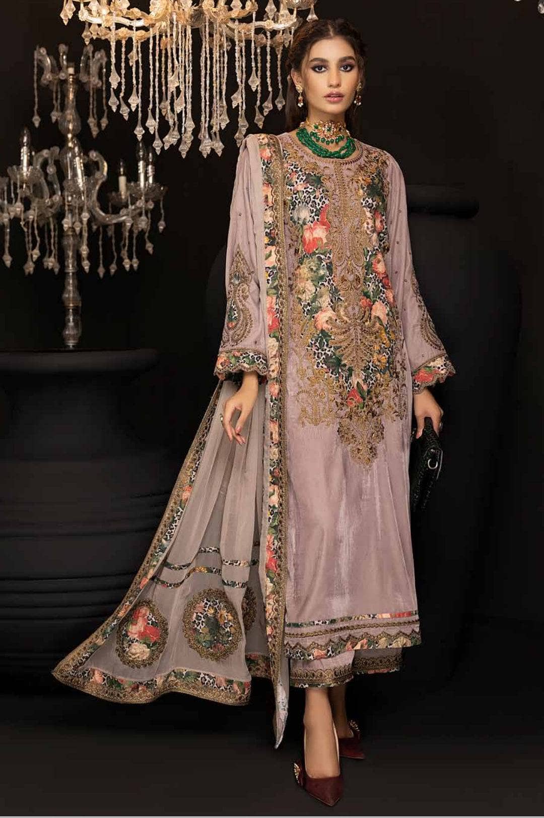 img_charizma_velvet_collection_22_awwal_boutique