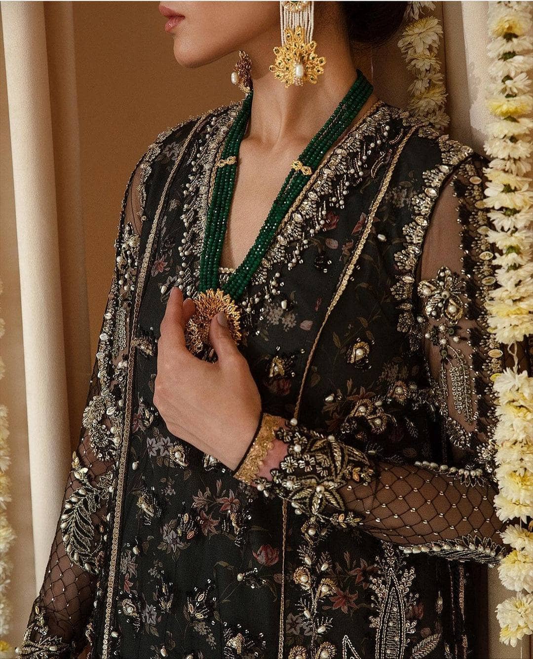 img_suffuse_by_sana_yasir_freesia_2022_wedding_edition_awwal_boutique