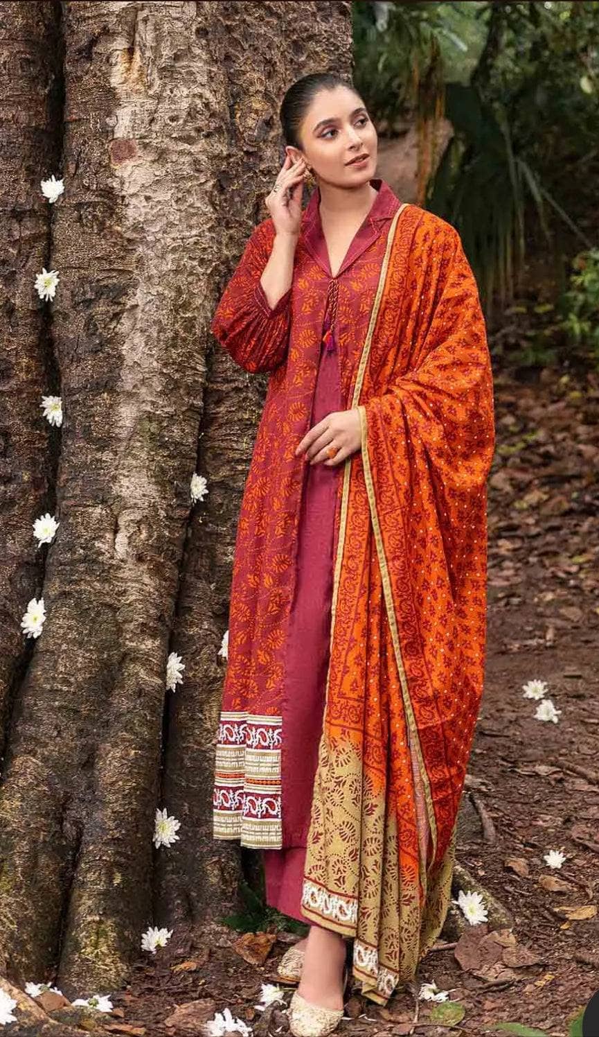 img_gul_ahmed_khaddar_awwal_boutique