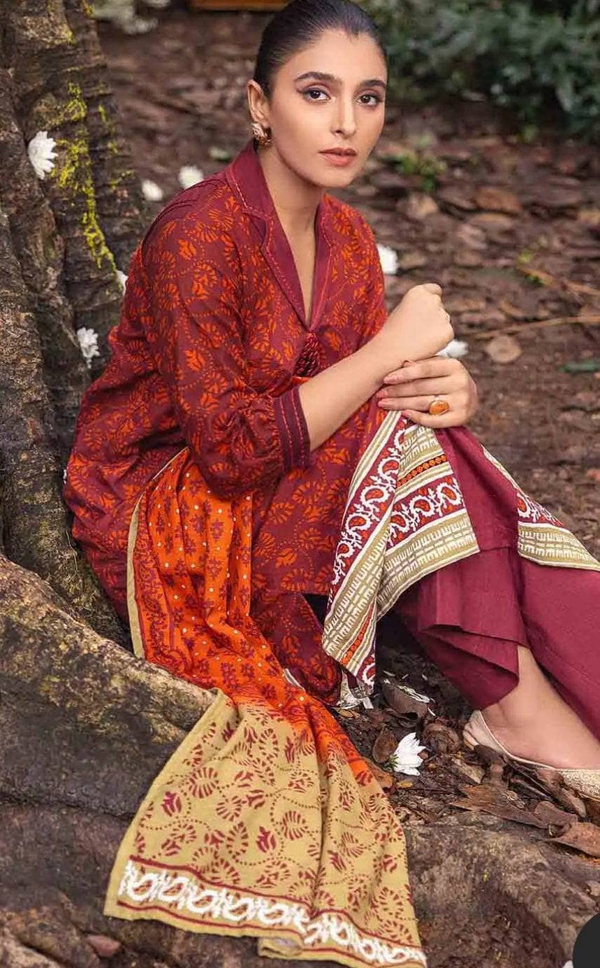 img_gul_ahmed_khaddar_awwal_boutique