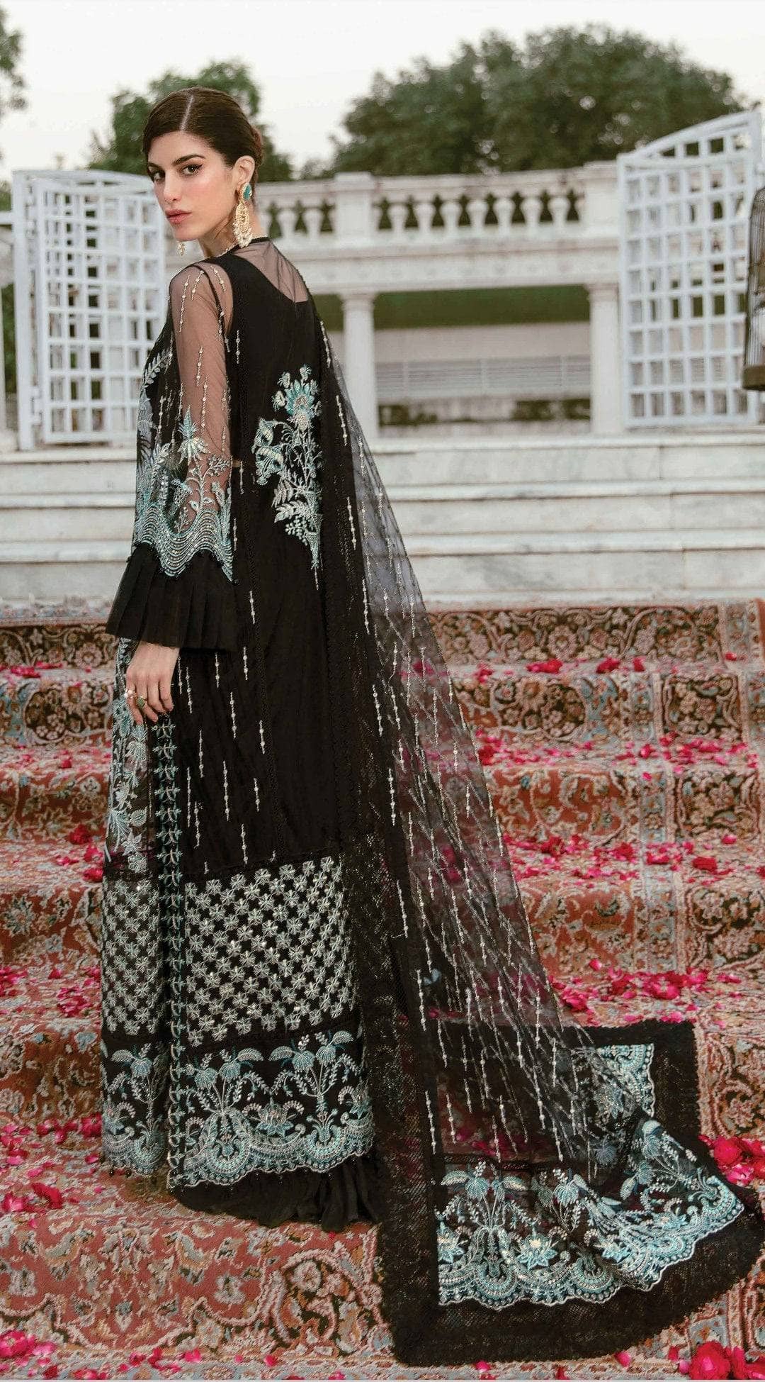 img_afrozeh_la_fuchsia_awwal_boutique