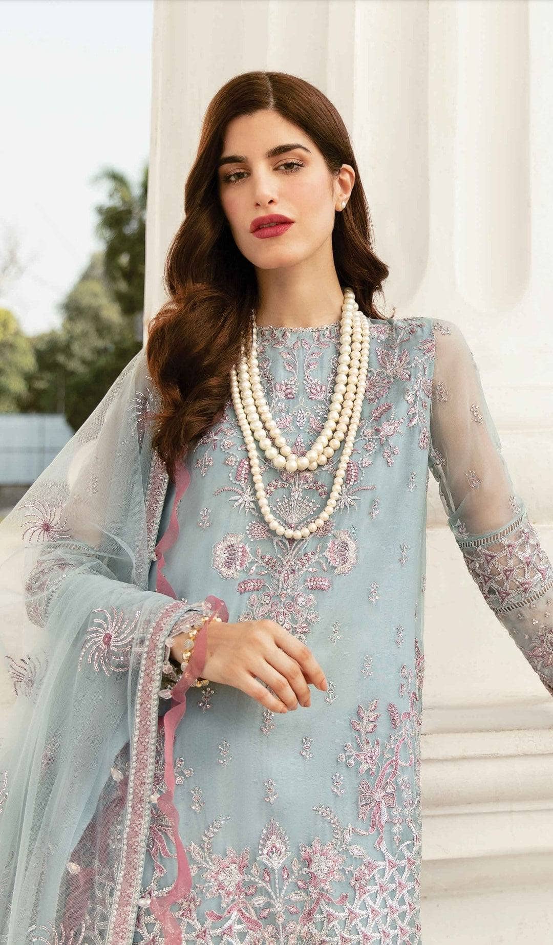 img_afrozeh_la_fuchsia_awwal_boutique