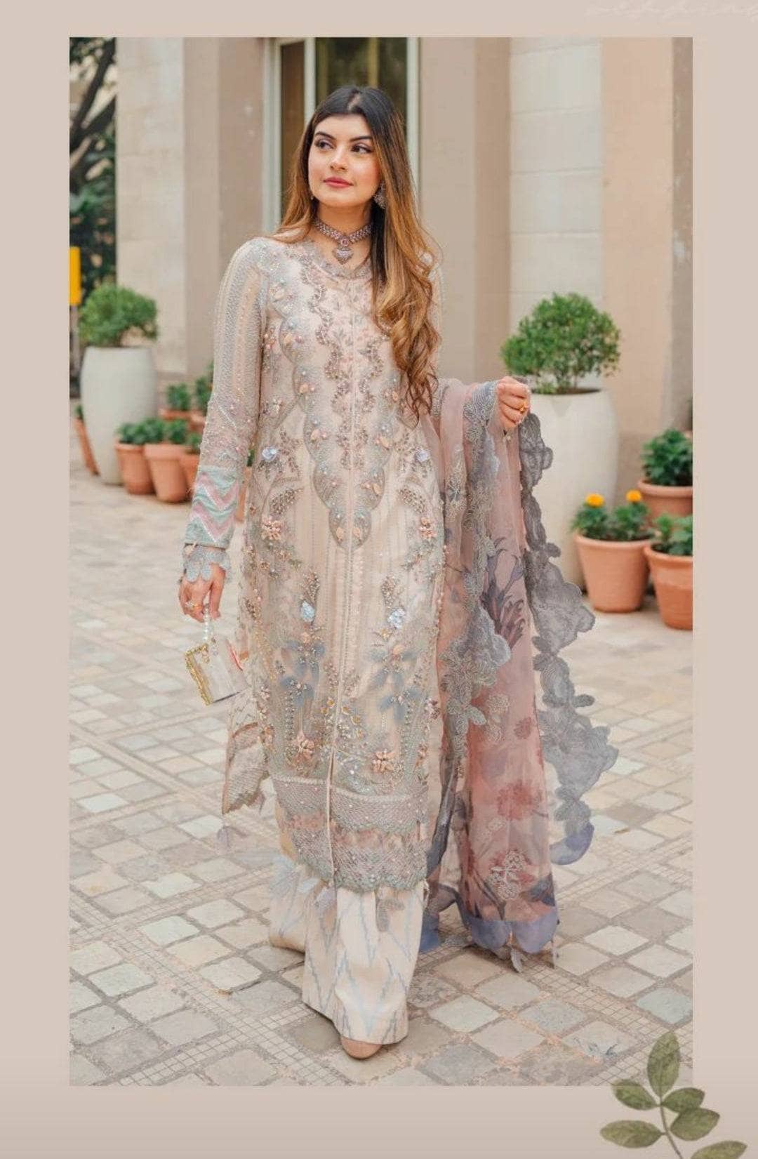 img_nureh_secret_garden_wedding_edition_awwal_boutique