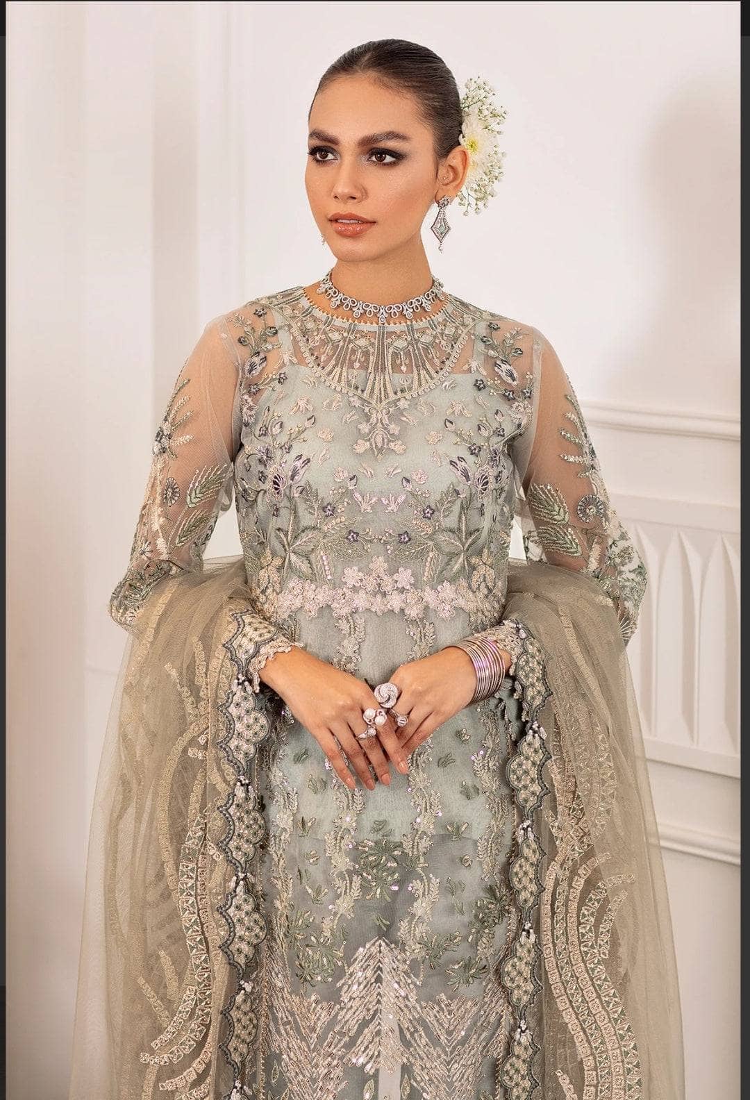 img_baroque_chantelle_awwal_boutique