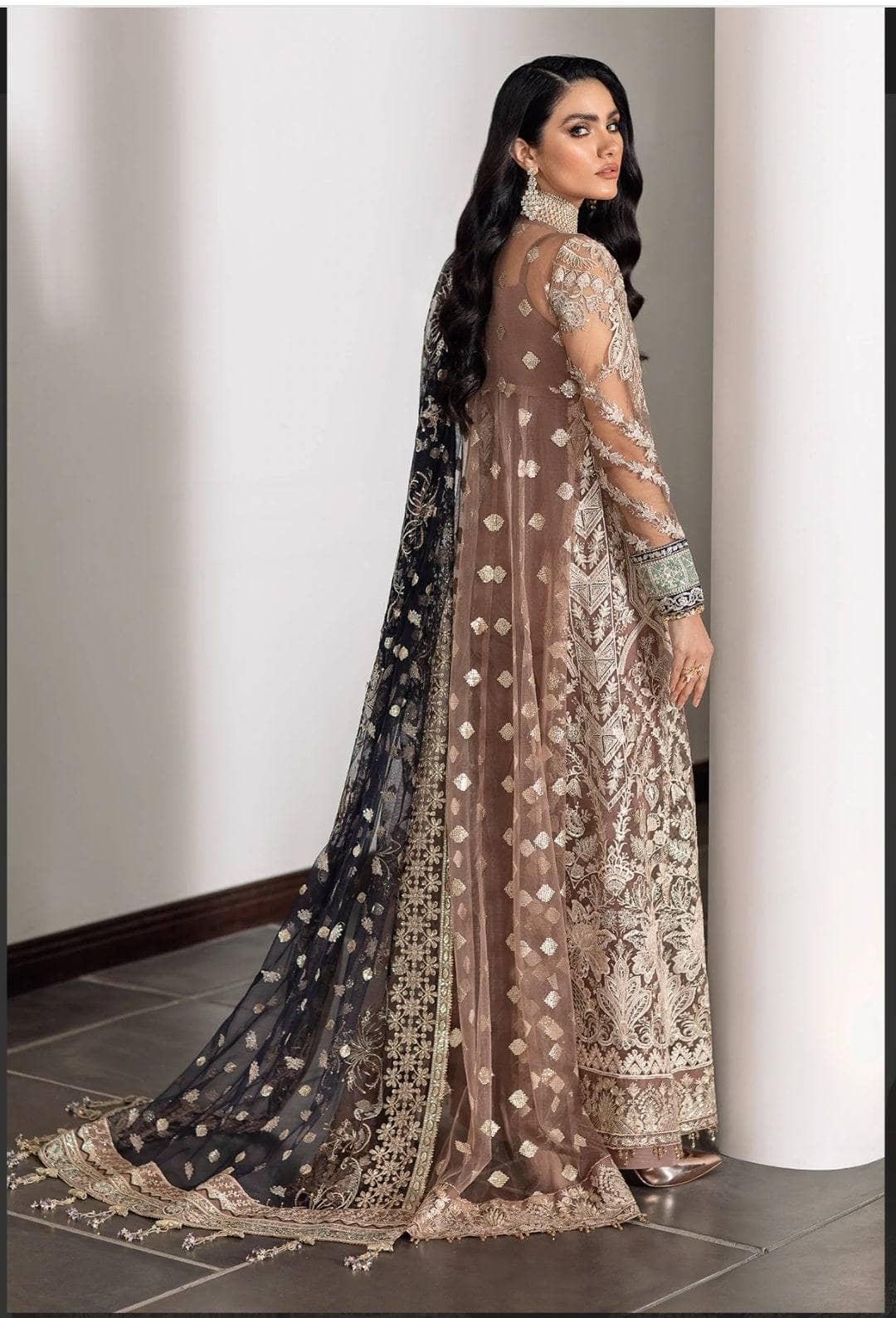 img_baroque_chantelle_awwal_boutique