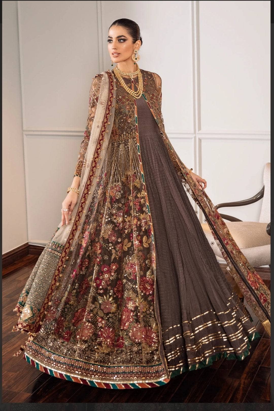 img_baroque_chantelle_awwal_boutique