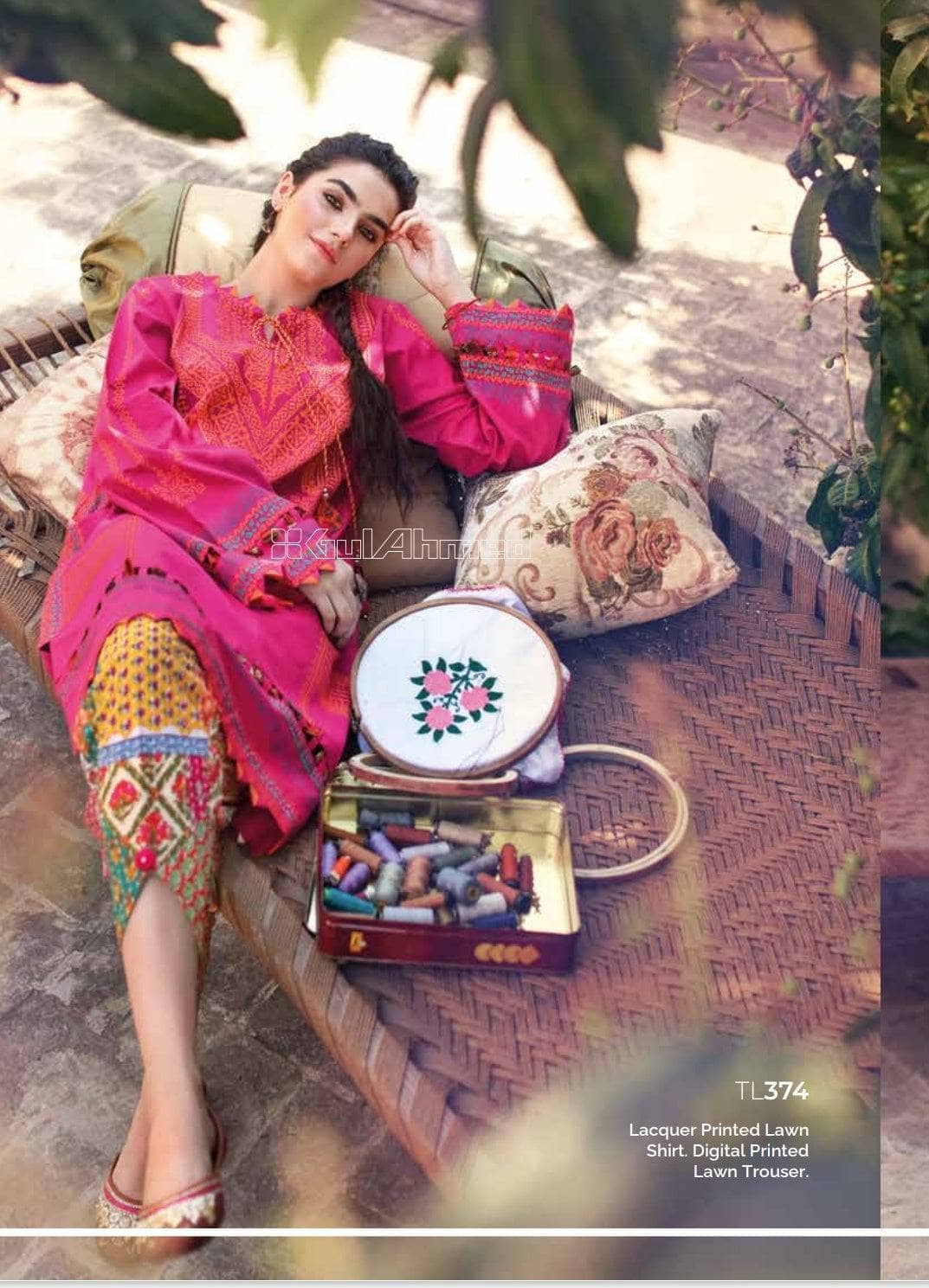 img_gul_ahmed_lawn_2022_awwal_boutique