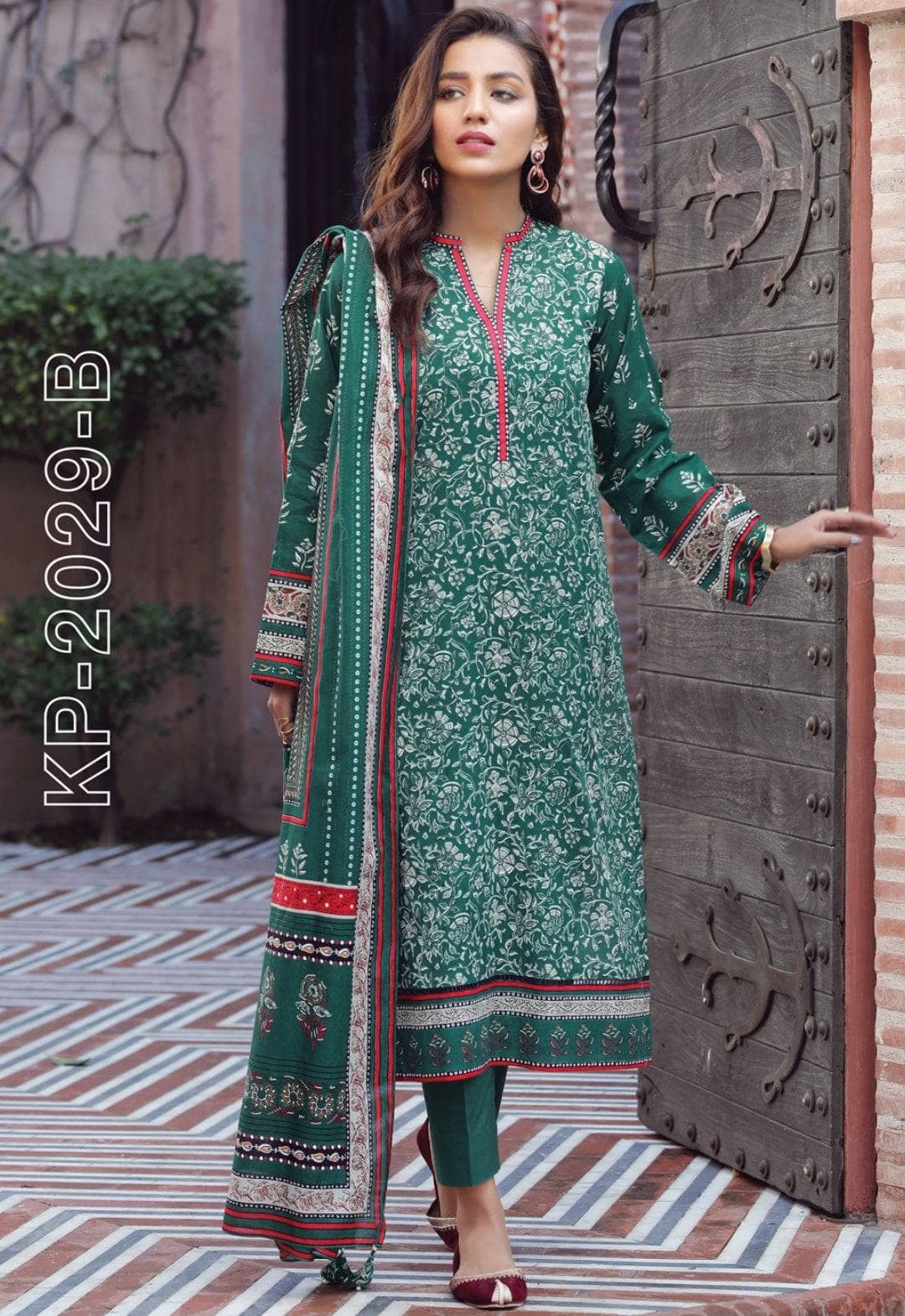 img_lsm_komal_lawn_2022_awwal_boutique