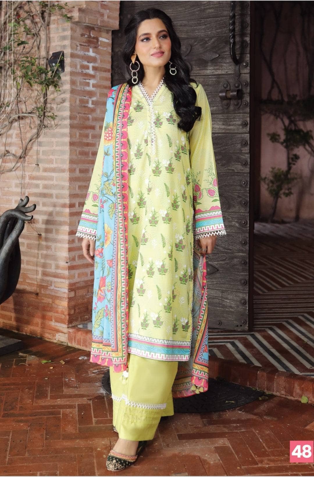 img_lsm_komal_lawn_2022_awwal_boutique