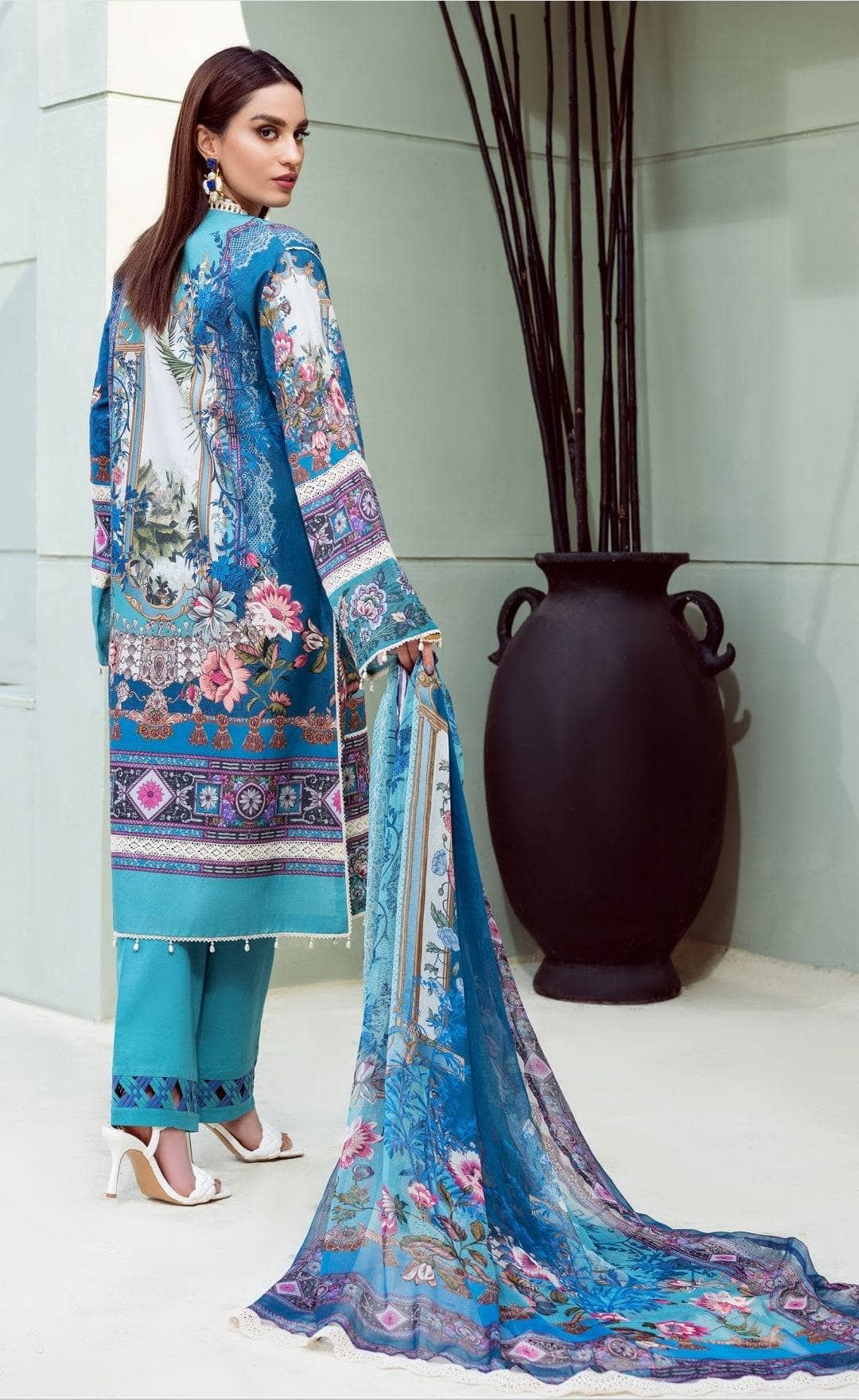 img_jade_lawn_22_awwal_boutique
