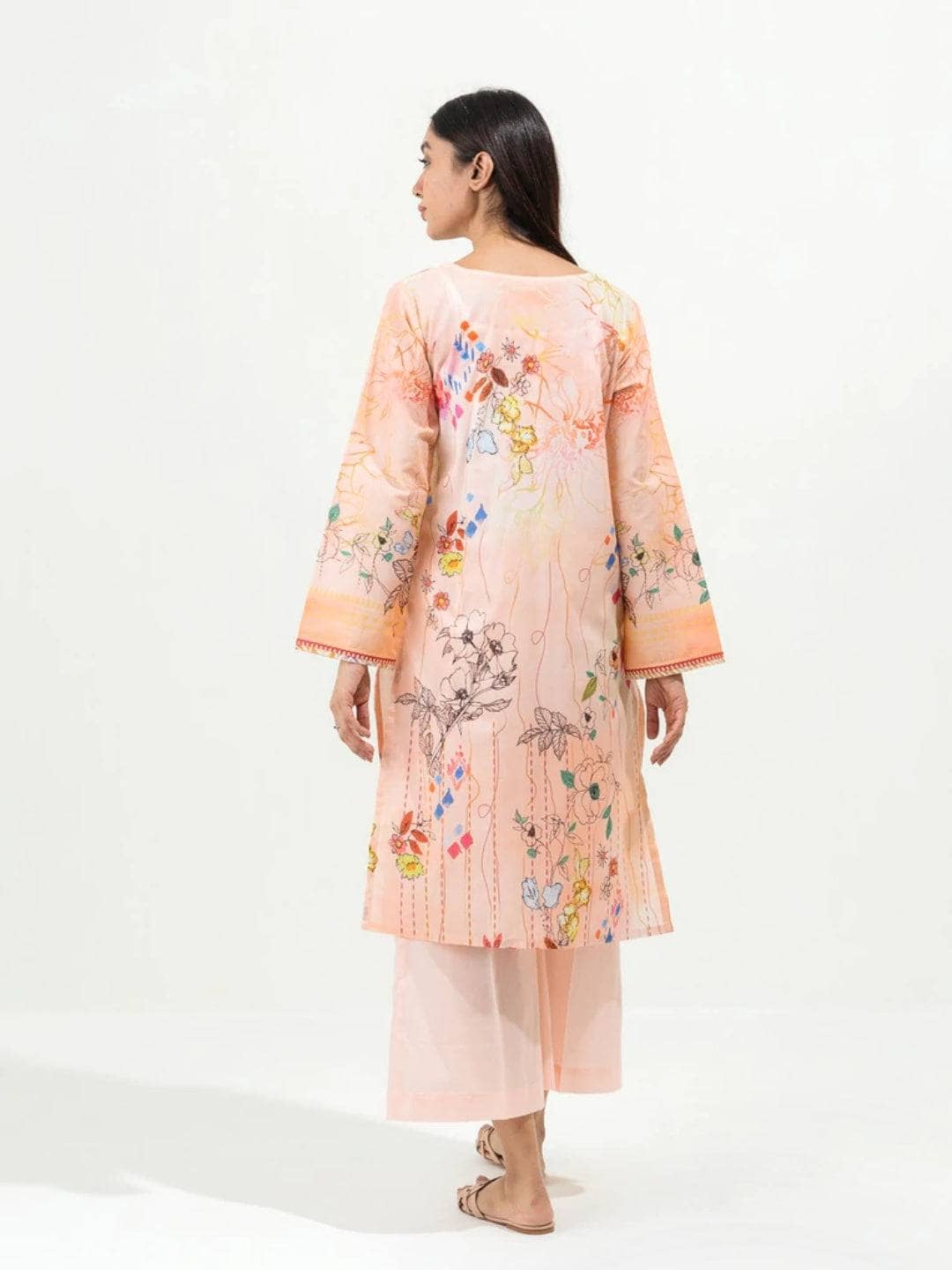 Img_beechtree_lawn_22_awwal_boutique