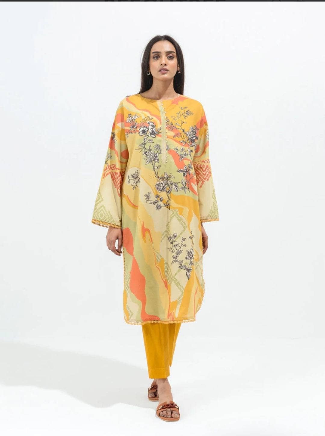 Img_beechtree_lawn_22_awwal_boutique