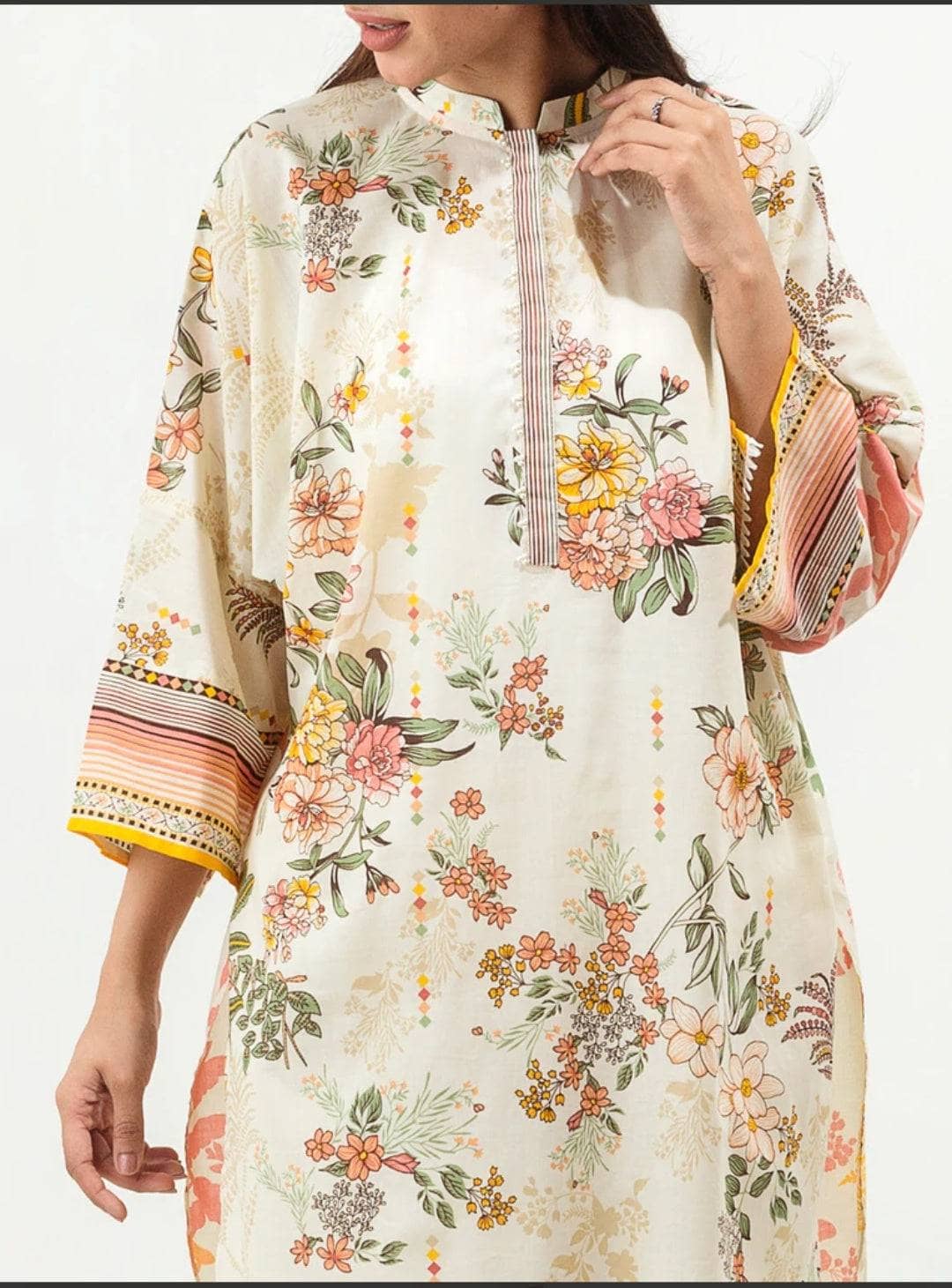 img_beechtree_lawn_22_awwal_boutique