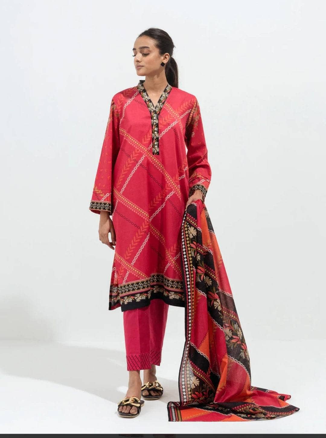 Img_beechtree_lawn_22_awwal_boutique