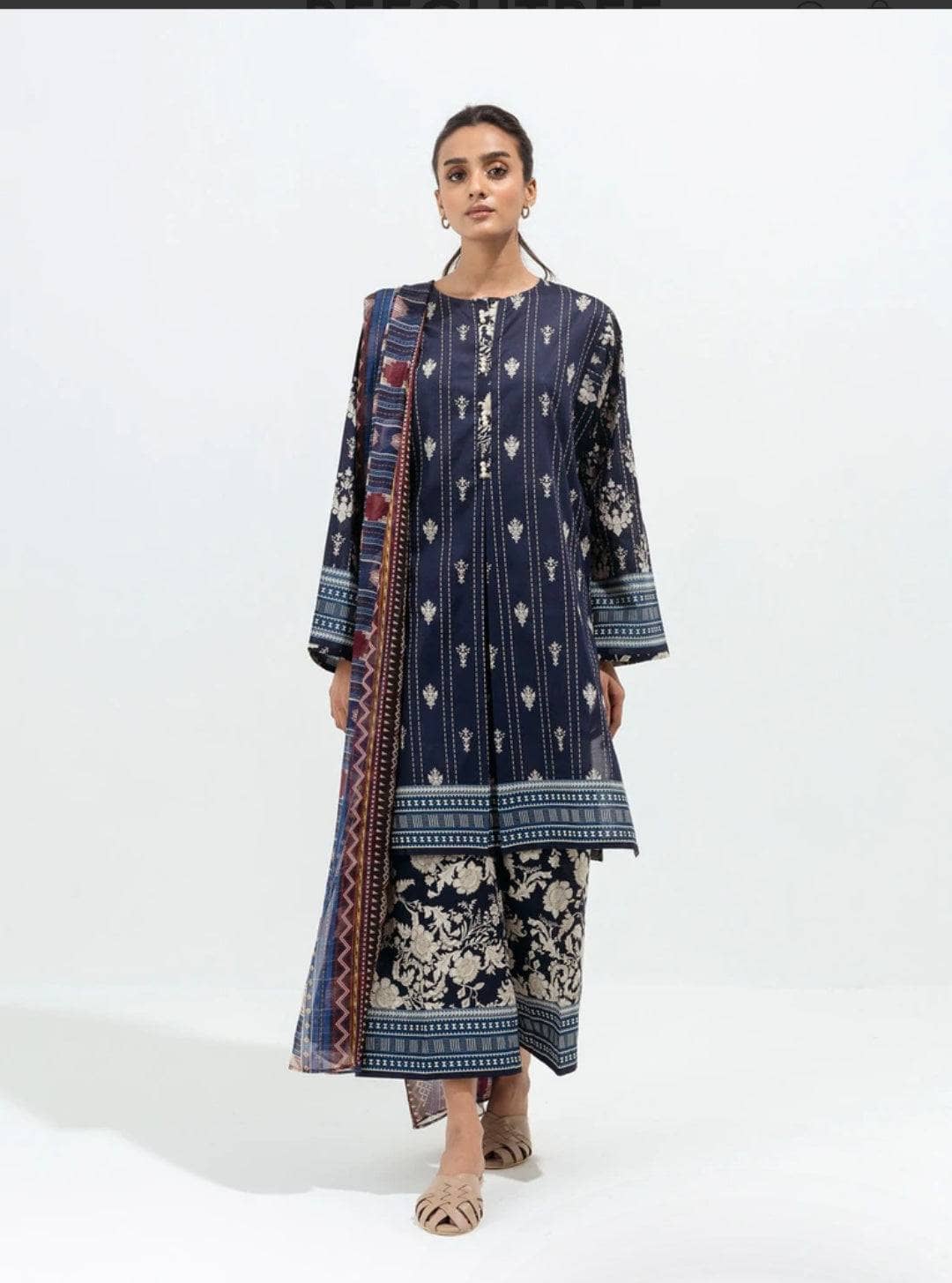 img_beechtree_lawn_22_awwal_boutique