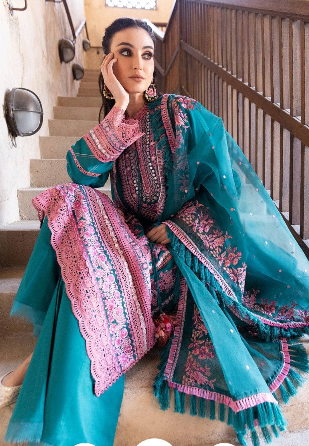 img_sobia_nazir_vital_lawn_22_awwal_boutique