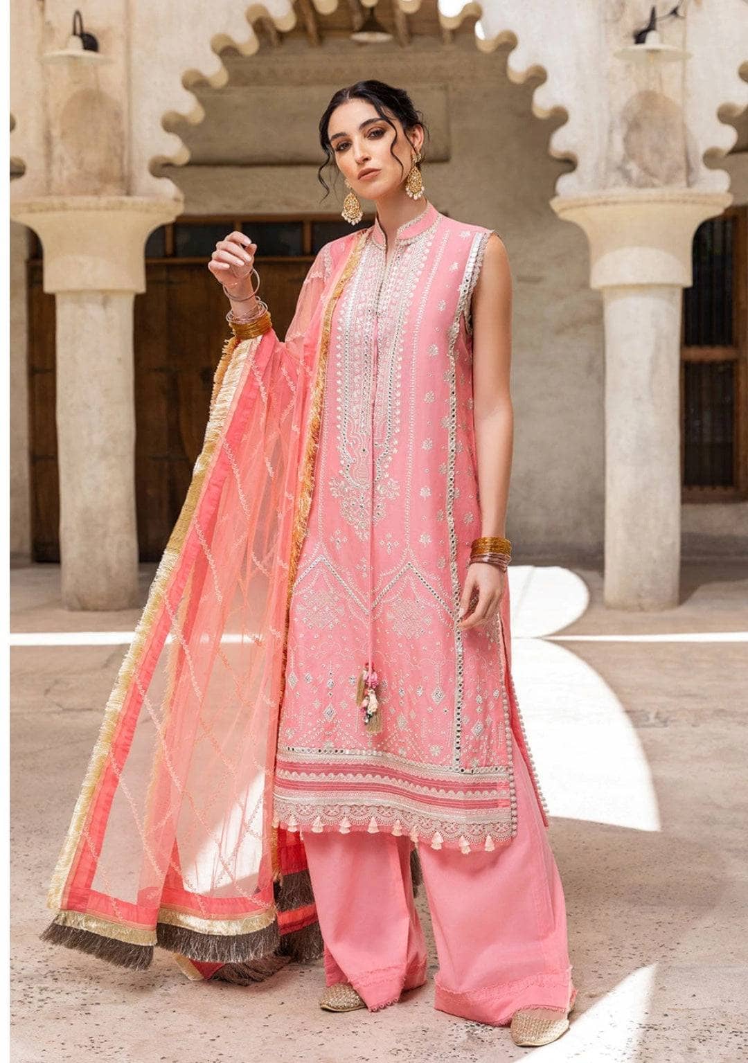 img_sobia_nazir_vital_lawn_22_awwal_boutique