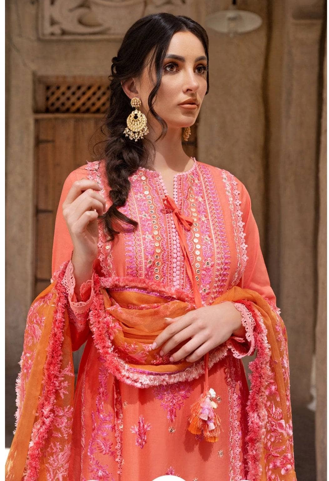 img_sobia_nazir_vital_lawn_22_awwal_boutique