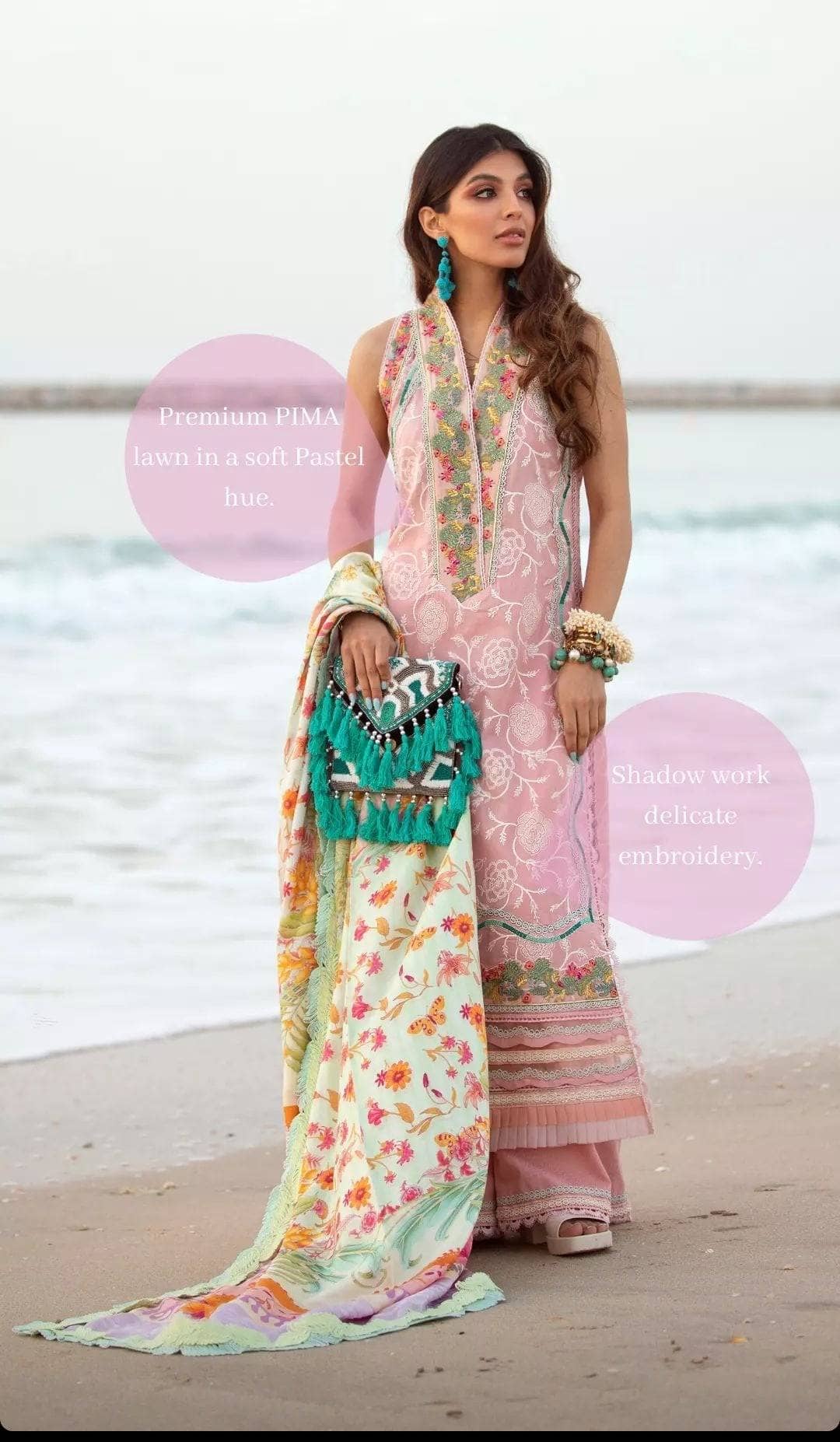 img_farah_talib_aziz_lawn_22_awwal_boutique