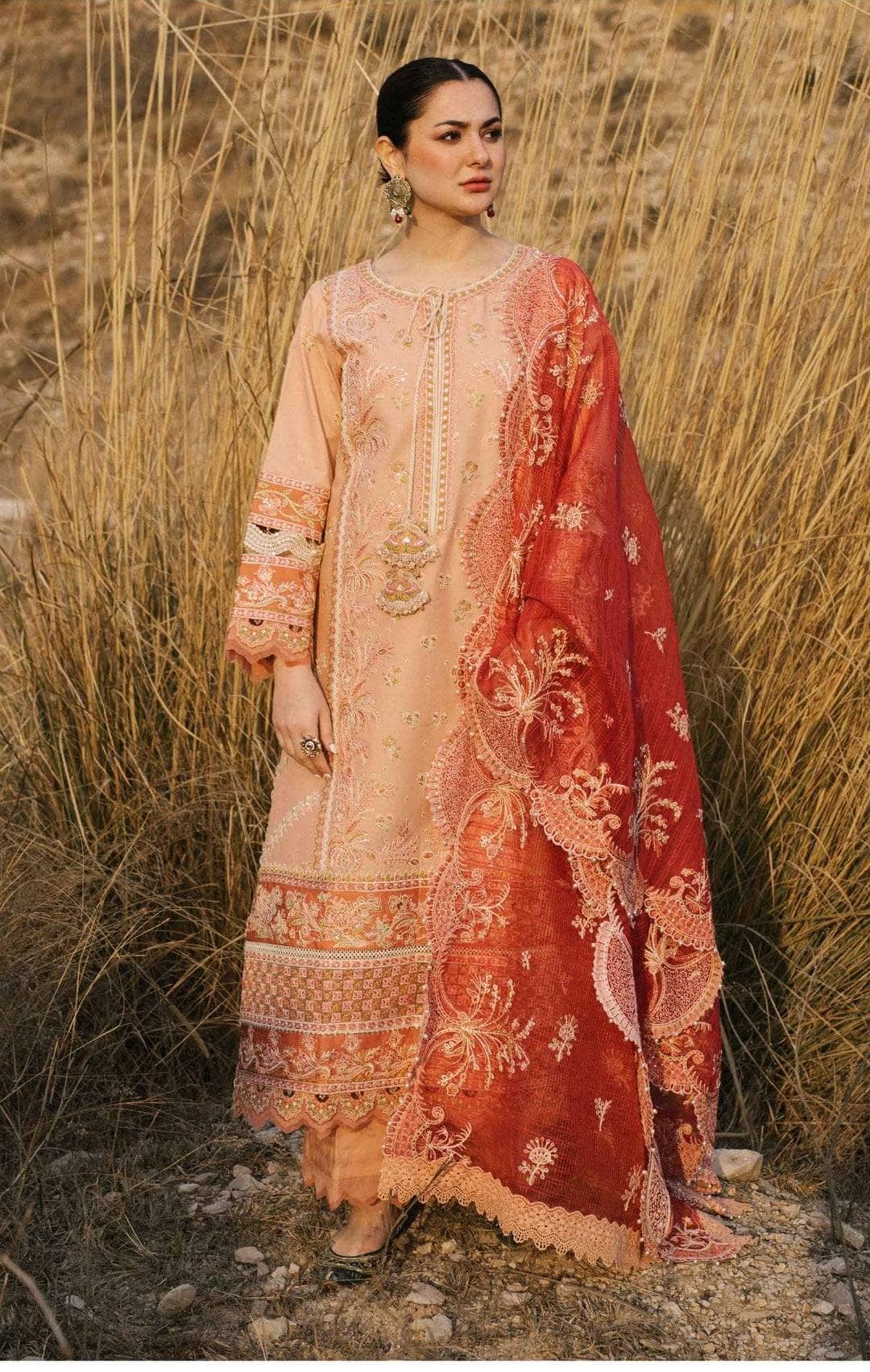 img_qalmakar_luxury_lawn_22_awwal_boutique