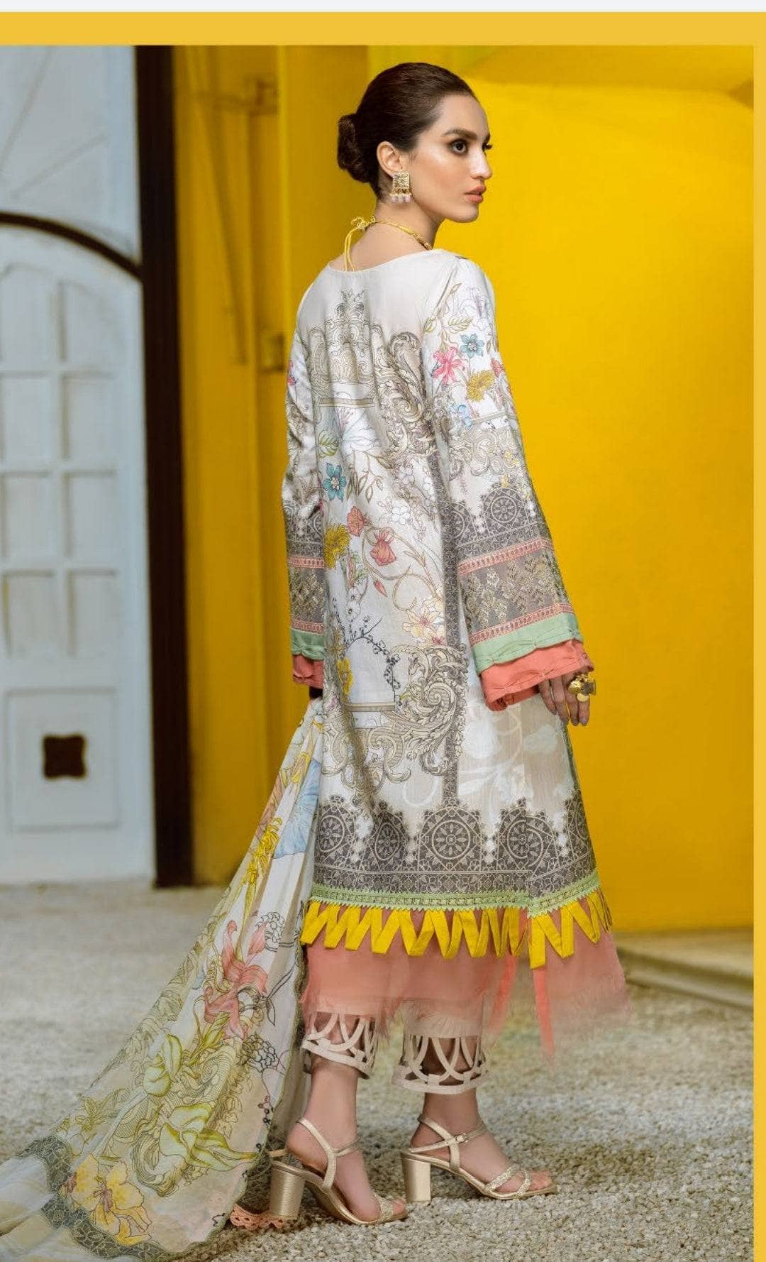 img_jade_bliss_lawn_vol_2_awwal_boutique