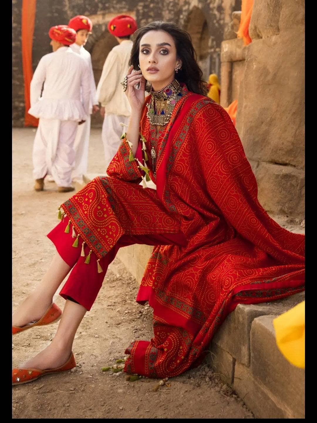 img_gul_ahmed_22_chunari_lawn_awwal_boutique