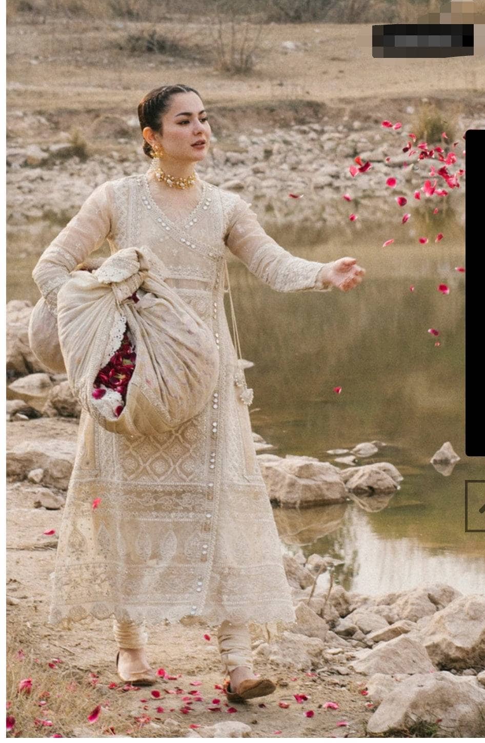 img_qalmakar_luxury_lawn_22_awwal_boutique