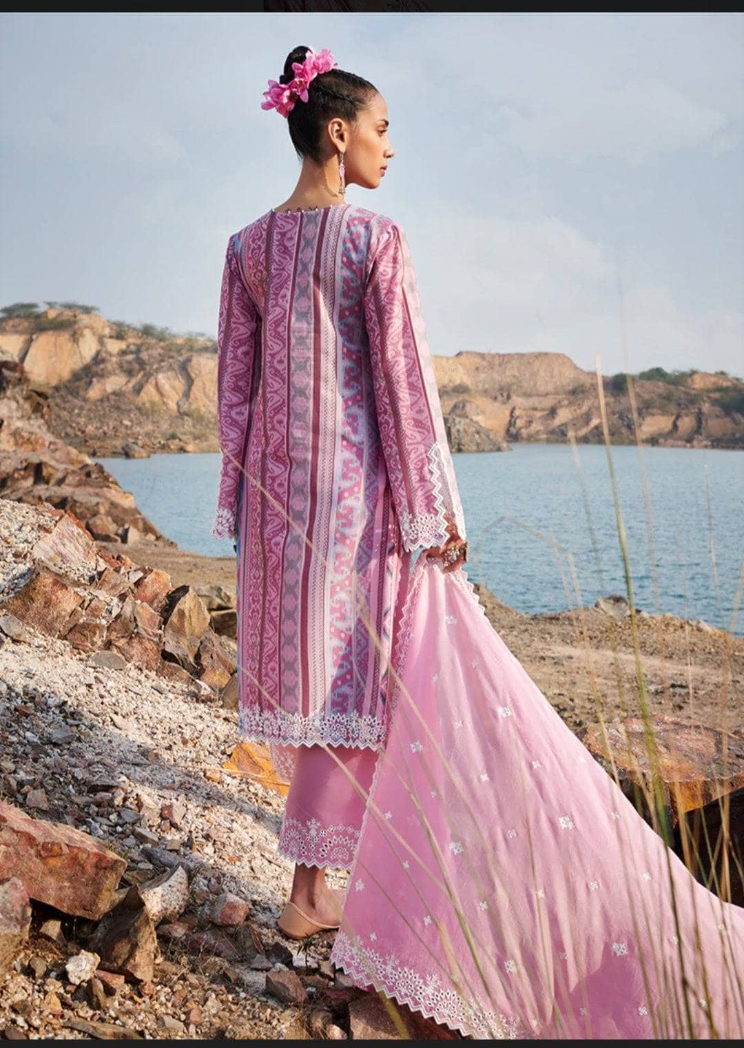 img_printkari_lawn_22_awwal_boutique