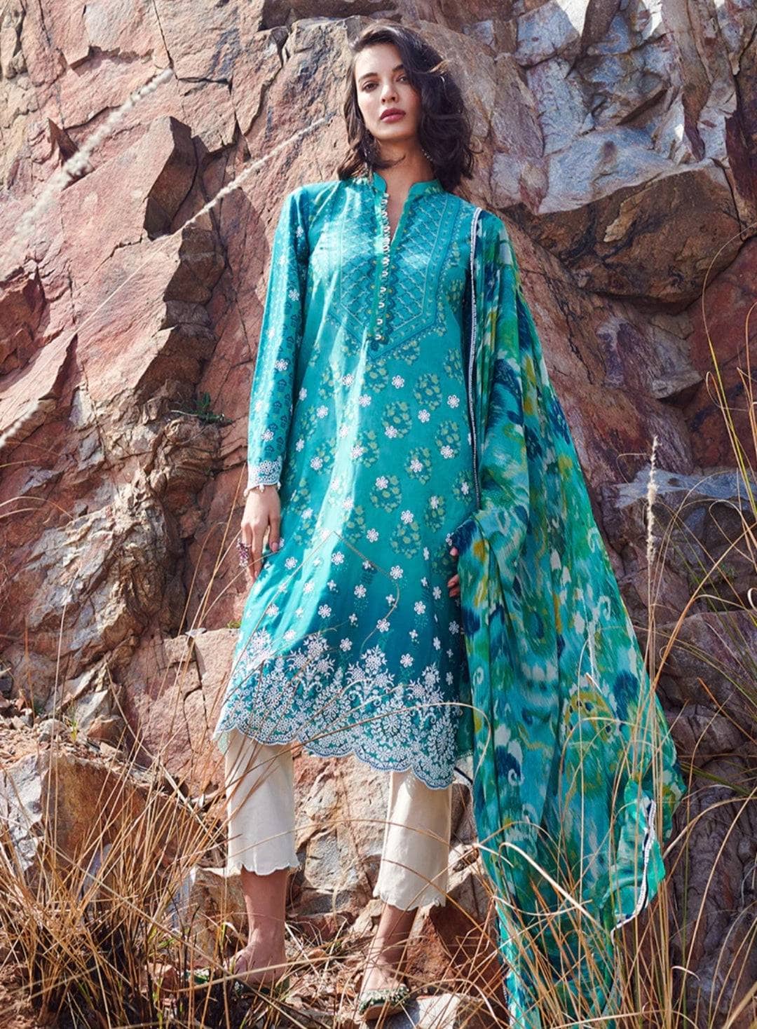 img_printkari_lawn_22_awwal_boutique