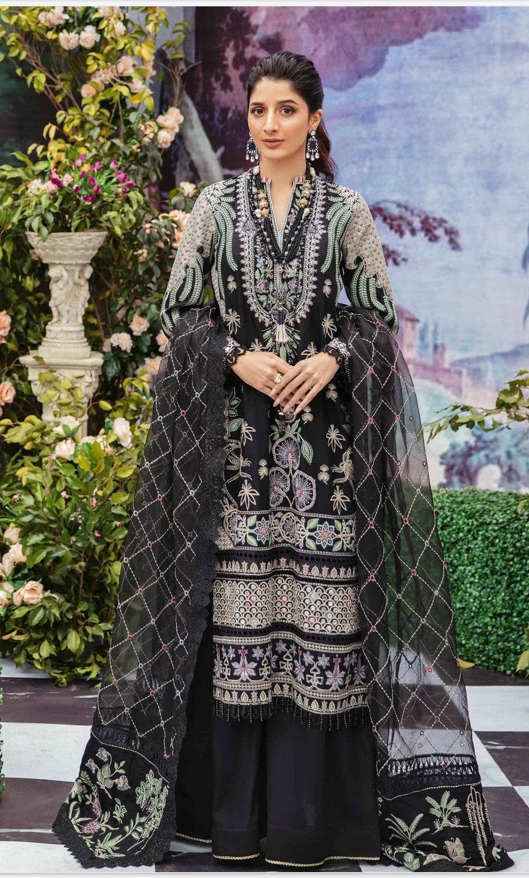 img_afrozeh_lawn_awwal_boutique