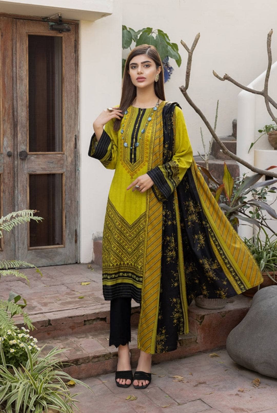 img_iram_misha_daily_wear_lawn_22_awwal_boutique