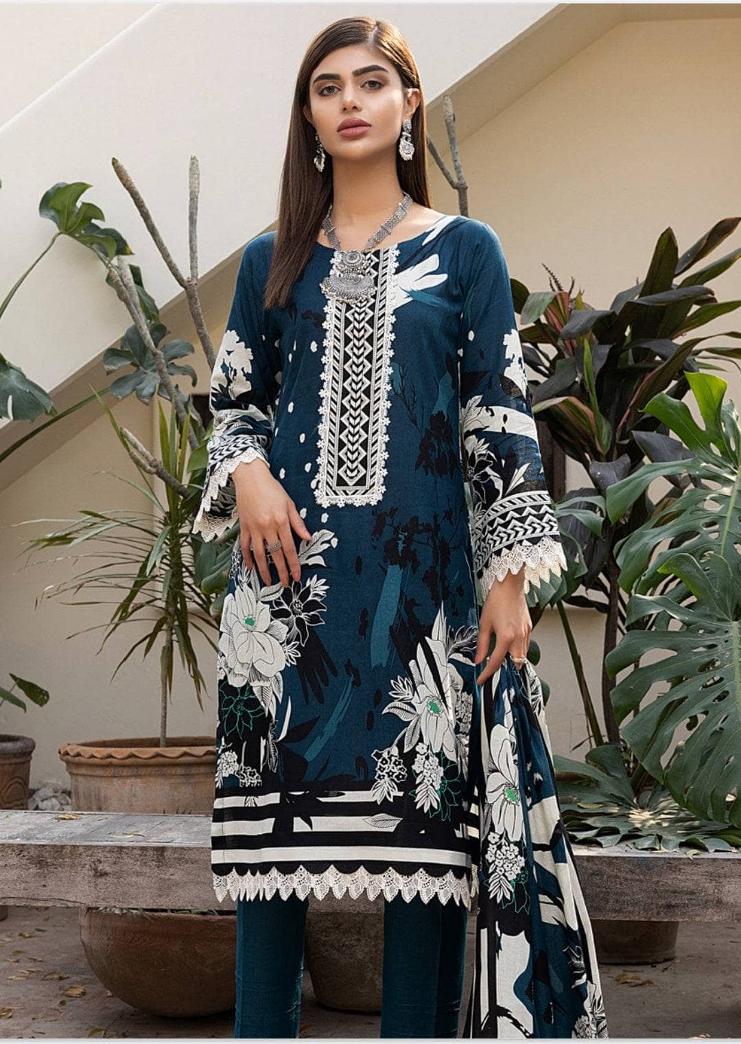 img_iram_misha_daily_wear_lawn_22_awwal_boutique