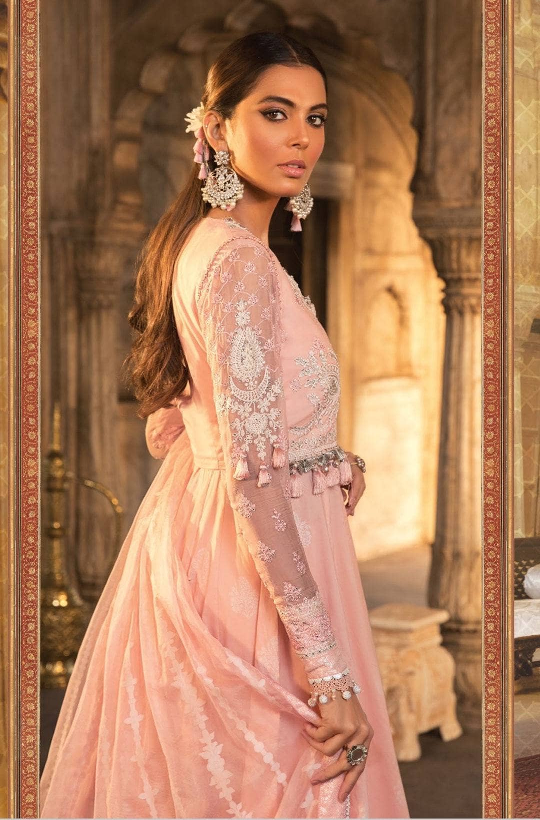 img_maria_b_lawn_22_awwal_boutique