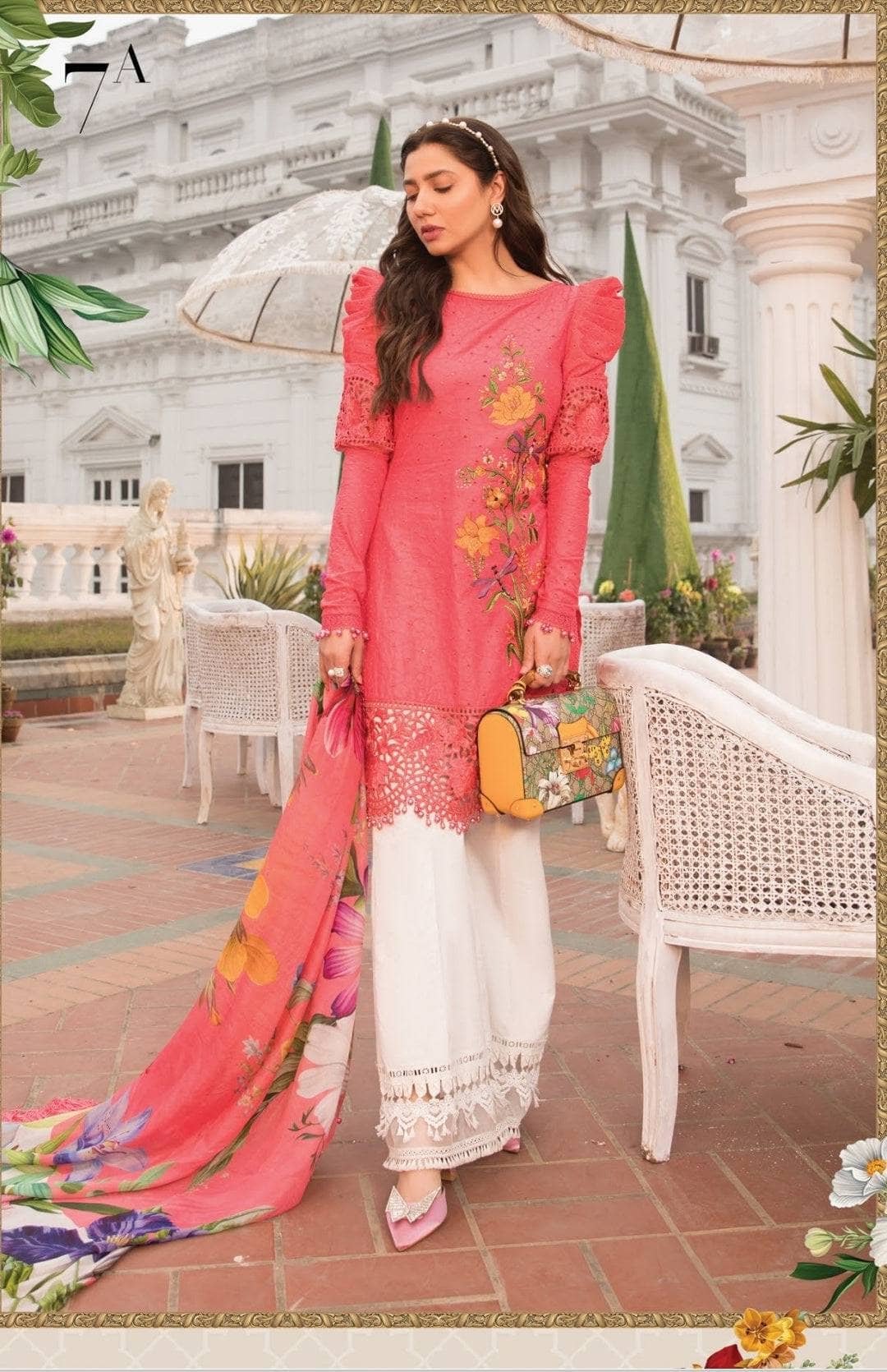 img_maria_b_lawn_22_awwal_boutique