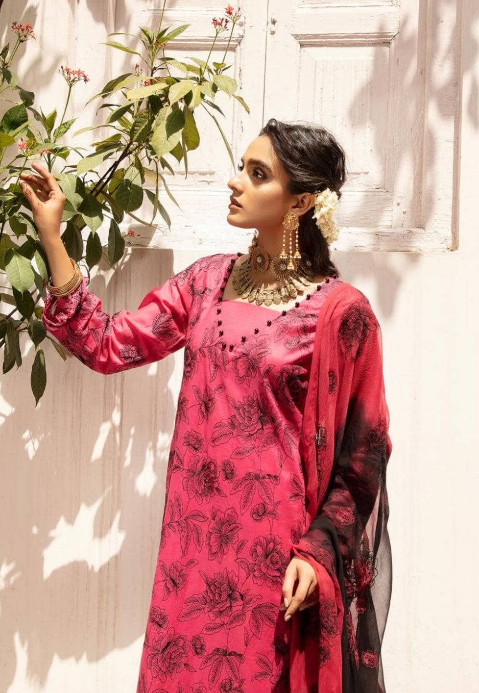 img_anchal_by_khoobsurat_lawn_22_awwal_boutique
